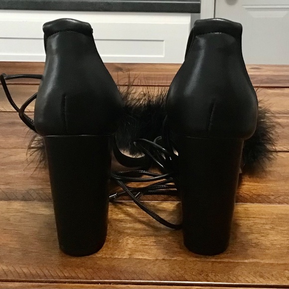 BCBGeneration Bing Heeled Sandal~Black~Size 8 - Picture 9 of 12